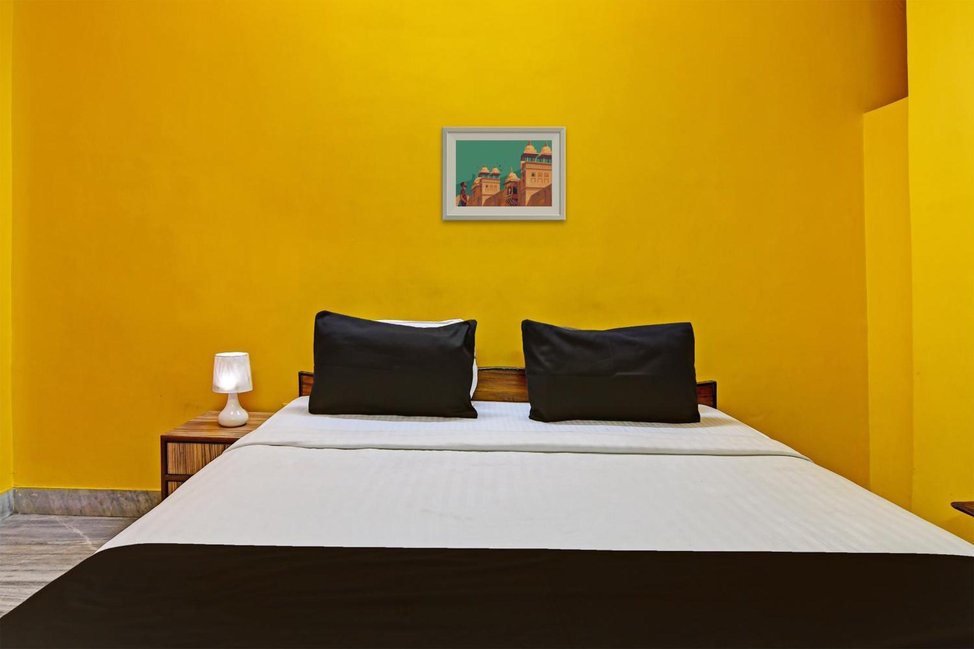 Hotel O Red Rose Near Noapara Metro Station Calcutta  Esterno foto