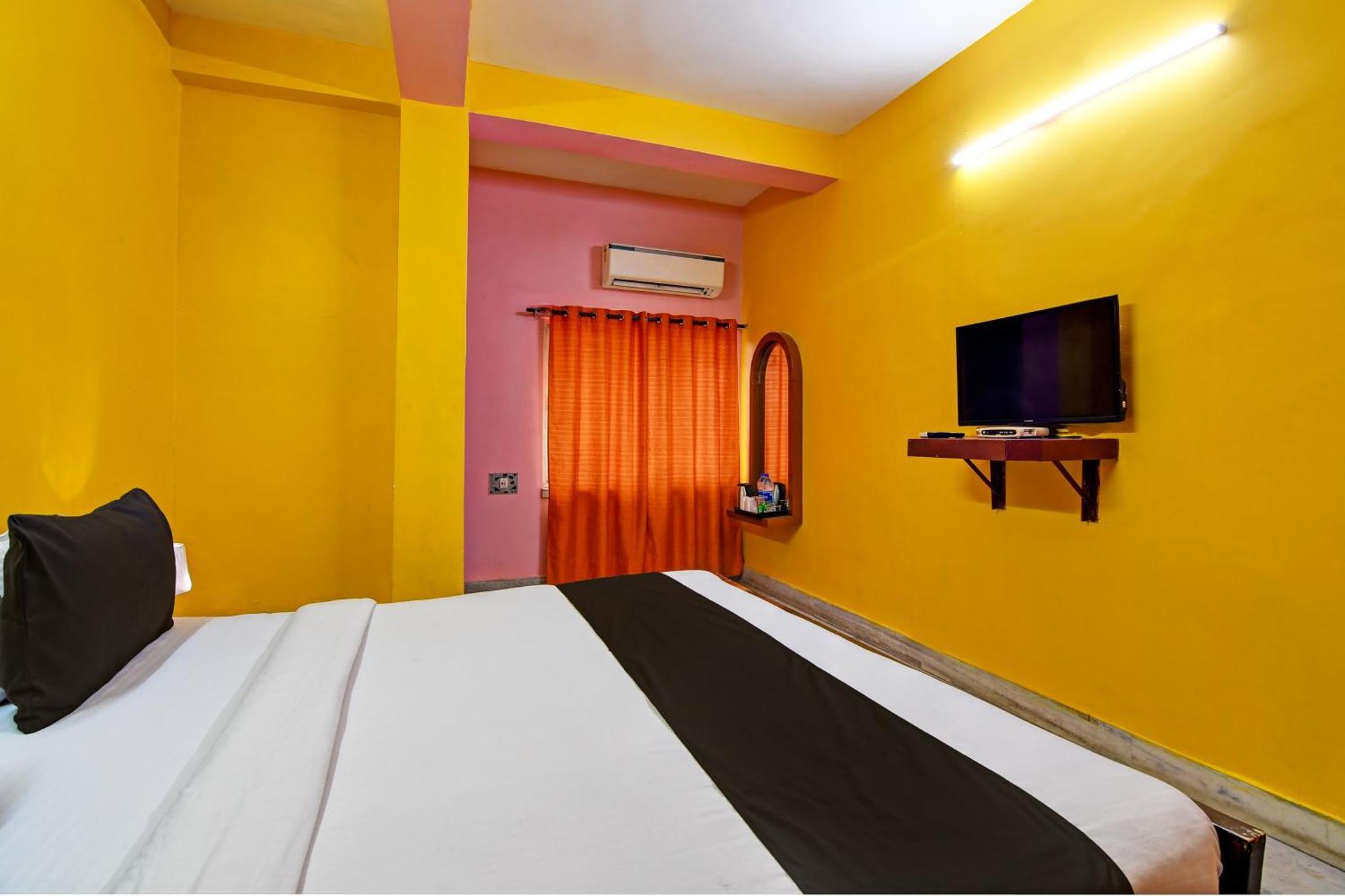 Hotel O Red Rose Near Noapara Metro Station Calcutta  Esterno foto